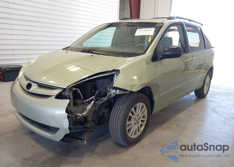 2008 Toyota Sienna Le z USA, uszkodzony, nr VIN 5TDBK23C88S020607